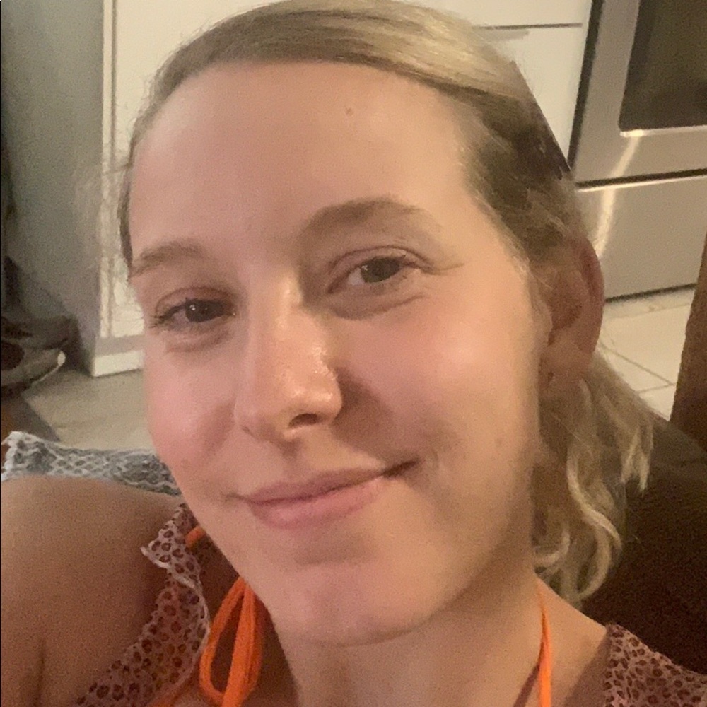 Meet your Posher, Jessica